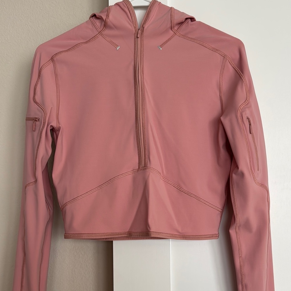 LULU LEMON Pink Cropped Hoodie